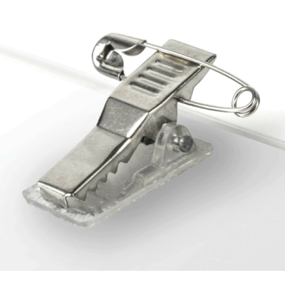 Бейдж-карман горизонтальный 90*57мм с металлическим зажимом-прищепкой и булавкой Бейдж-карман горизонтальный 90*57мм с металлическим зажимом-прищепкой и булавкой