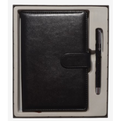 Ежедневник недатированный А5, 112 листов, в линейку, с ручкой, подарочная коробка, черный Ежедневник недатированный А5, 112 листов, в линейку, с ручкой, подарочная коробка, черный